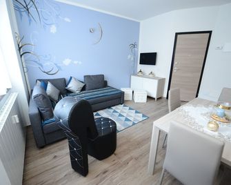 Lucini Ai Portici - Tirano - Huiskamer