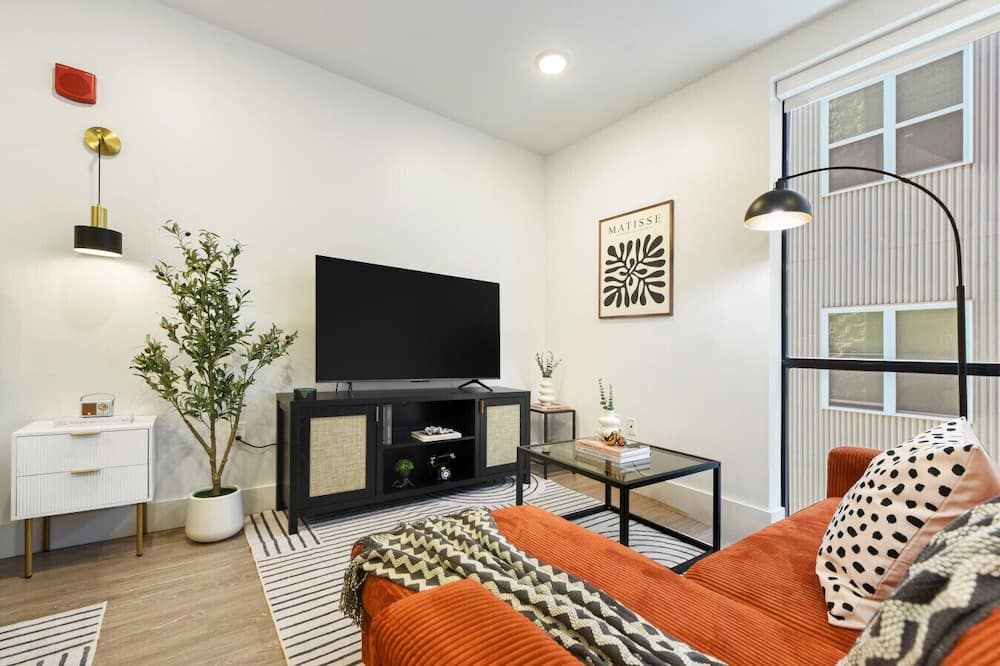 Lux Studio King Bed Free Parking Pitt Cmu - بيتسبرغ - غرفة معيشة