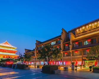 Ibis Xi'an Bell and Drum Tower Square Muslim Quarter Hotel - Xi An - Bâtiment