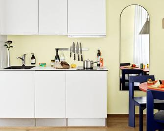 Brik Apartment Hotel - Copenhagen - Kitchen