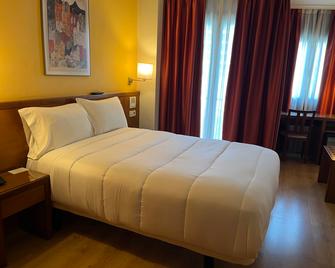 U Hotel Ogalia Vigo - Vigo - Habitación