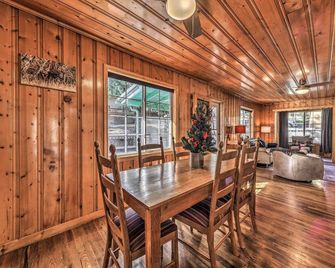Ruidoso Cabin w/ Grill - Near Grindstone Lake! - Ruidoso - Yemek odası