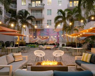 Aloft Sarasota - Sarasota - Patio