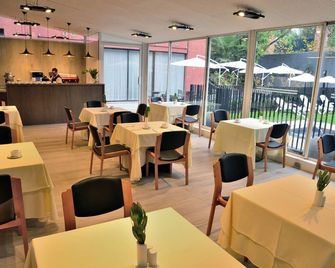 Panamericana Hotel Providencia - Santiago - Restaurant