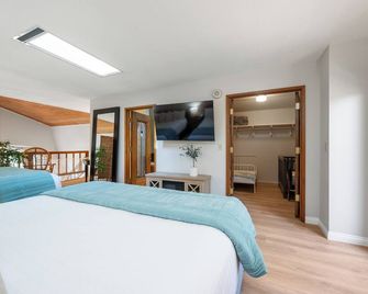 Coastal Retreat King Beds Big Sur Cabin Evcharger - Cambria - Habitación