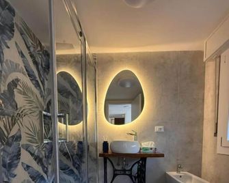 B&B Il Balcone Fiorito - Imola - Bad