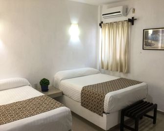 Hotel Arista Bugambilias - Puerto Arista - Habitación