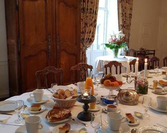 Manoir de Kergrec'h - Plougrescant - Salle à manger