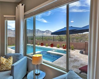Private Pool, Spa and cozy outdoor fireplace await! - Oro Valley - Bazén