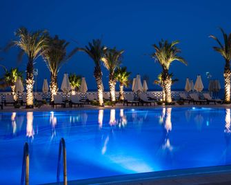 Radisson Blu Resort & Thalasso, Hammamet - Hammamet - Piscina