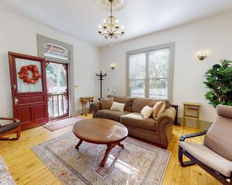 Retha Victorian - Gunnison - Gunnison