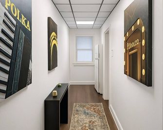 Cozy 2br Apartment Near Loyola & Beach, Queen Beds - Chicago - Flur