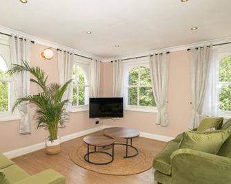 Lamington Apartments - London Hammersmith - London - Living room