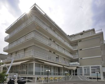 Hotel President's - Pesaro - Rakennus