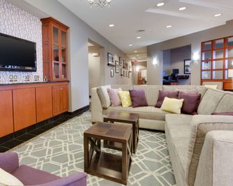 Drury Inn & Suites Middletown Franklin - Middletown - Lounge