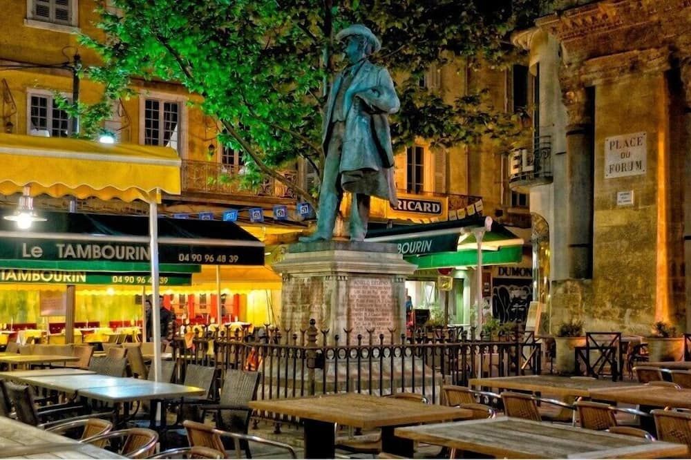 Maison Volver - Arles - Installations