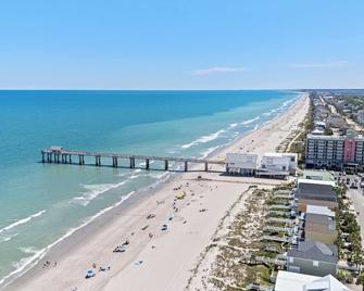 23B Golf Colony in Surfside - Surfside Beach - Beach