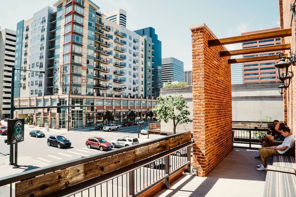 Hostel Fish - דנבר - מרפסת