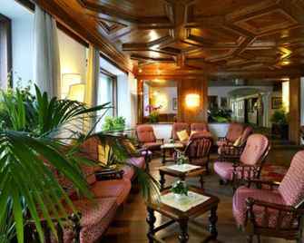 Hotel De La Poste - Cortina d'Ampezzo - Lounge