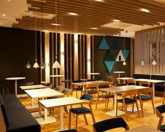 Holiday Inn Express Göppingen By IHG - Göppingen - Restaurace