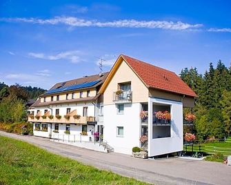 Landhotel Karin - Freudenstadt - Gebouw