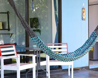 Raven Blue - Ko Lanta - Hàng hiên
