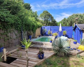 Maison Design La Rochelle Piscine Privée Chauffée - La Rochelle - Pool