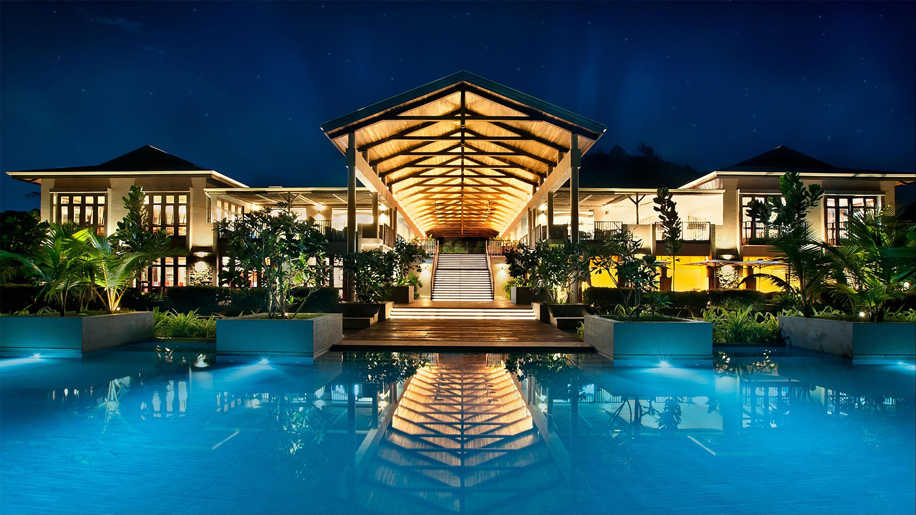 Kempinski Seychelles Resort - מפרץ לזר - בריכה