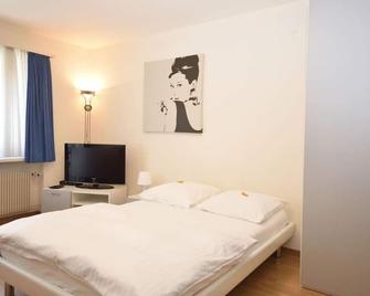 Executive Studio - Crown 12 - Zurich - Bedroom