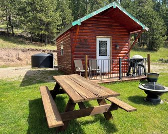 Galena Road Cabins - Deadwood - Patio