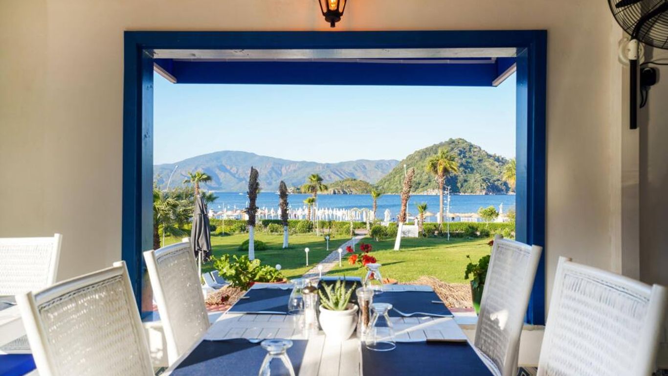 كازا بلانكا بيتش - شامل جميع الخدمات - للبالغين فقط