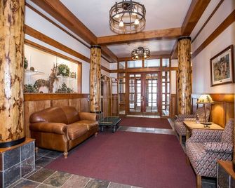 Hotel Style Room with Ski-In/Ski-Out Access - Whitefish - Obývací pokoj