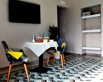 Casa Isabela luxury rooms - Melfi - Jídelna