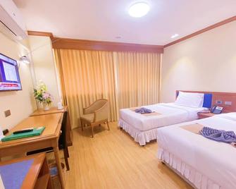 Phuphanplace Hotel - Sakon Nakhon - Bedroom