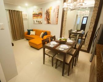 Nf Suites - Davao - Salle à manger