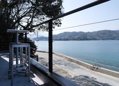 Rental Cottage Y51 by the sea - Higashihiroshima - Balcony