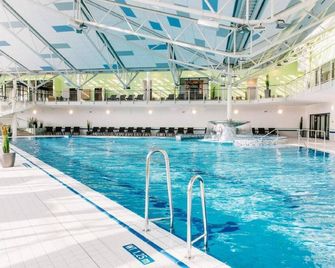 Beautiful apartment can be combined with up to 6 bedrooms and water park included - Waldmunchen - Басейн