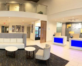 Holiday Inn Express & Suites Greenville By IHG - Greenville - Salónek