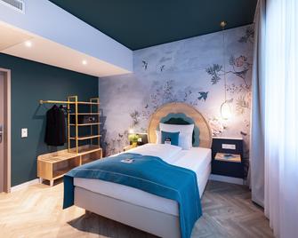 هوليداي إنن ا ت اإيني ي ،2 ف اوار ك نتستانسب باي آيتش جي - Konstanz - غرفة نوم