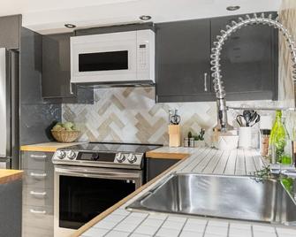 Magnificent 2BR Apartment fully equipped - Montreal - Cocina