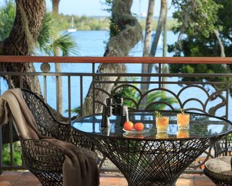 Black Dolphin Inn - New Smyrna Beach - Balkon