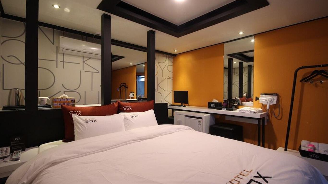 Box Hotel Hanokmaeul Ajung Branch