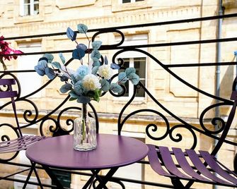 Au Coeur de Bordeaux B&B - Bordeaux - Balcony
