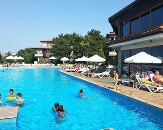 Studio in Sаnta Marina 23 - Burgas - Pool
