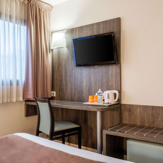 Comfort Hotel Toulouse Sud image 1