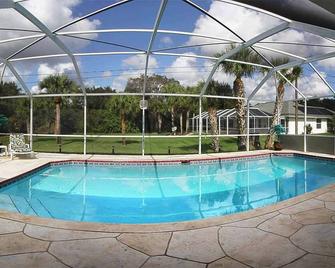 Villa Hamilton-Beautiful Pool Home April 2023 renovated. \nJan. 2025 Special - Lehigh Acres - Pool