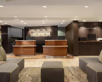 Courtyard Marriott Greenville - Грінвіль - Рецепція