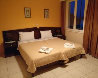 Hotel Thetis - Tolo