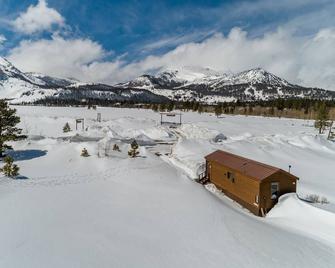 Sierra Meadows Ranch - Mammoth Lakes