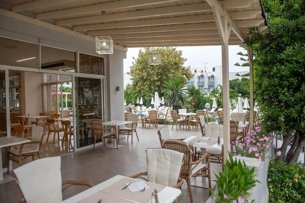 Palm Beach Hotel - Adults only